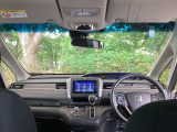 ワイドな視界で運転もしやすくなるように、設計されています。