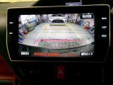 車庫入れなどでバックする際に後方確認ができて便利です。車庫入れ苦手な人もこれで安心!!