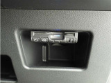 ETCゲートを使ってキャッシュレスで料金所を通過・スマートに時短出来ます。スマートICを乗降出来るのもメリットです!ETCカードはトヨタカードがおすすめ!