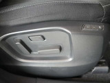 運転席10wayパワーシートは、複数のシートポジションに加え、アクティブ・ドライビング・ディスプレイの設定を記憶できるメモリー機能を採用しています(・&forall;・)