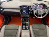 XC40 T4 AWD Rデザイン 4WD 