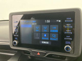 ブルートゥースに接続することにより、スマホに入ったお気に入りの音楽を車内で楽しむことができます♪あると本当に便利な機能になっています!