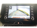 【バックガイドモニター】車庫入れの時に何かに接触しないかとヒヤヒヤしたことはありませんか?バックモニターがあればそのような不安はなくなります♪ガイド線付きで分かりやすく、夜間でもよく見えます!