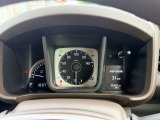 気になるお車がありましたら右の電話番号から直接お店にお問い合わせください。支払方法から車両情報、状態までなんでもご説明させて頂きます。スタッフ一同ご連絡お待ちしております。
