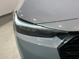 LEDヘッドライトは、点灯の瞬間から最大光量を発揮し、突然暗くなるトンネルなどでの安定感を高めます。