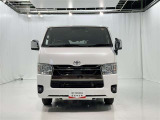 トヨタが誇る商用バン!信頼性も高いハイエース!