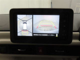 バックモニターを装備しています。車庫入れ時等に車両後方が確認出来るのでとても便利です。