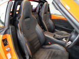 神戸マツダ神戸西インター店は、通常ディーラー+&alpha;の次世代型店舗としてROADSTER EXPERIENCE SPACEの冠を掲げ、「いつでも・誰でも・気軽に会いに行ける」ロードスターUカー専門店。