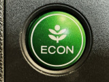 ★ECONスイッチ★ エコドライブを加速しよう!スイッチをONにすると、運転の仕方によるロスを抑え込み燃費をよくするようクルマが頑張ります(*^ー^*)燃費向上にチャレンジ♪