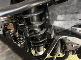 お車を安心してお乗りいただく為には、足回りの定期点検が欠かせません。サービスサポート(有償保証)では無料点検もご提供しており、安心のカーライフをお過ごしいただけるサポート体制が整っています。