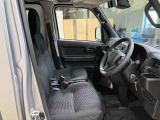 毎週火曜日は定休日ですが、その他にも定休日がありますので、ご来店前に一度ご連絡いただけるとスムーズにお車をご覧いただけます!