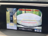 【パノラミックビューモニター】専用のカメラにより、上から見下ろしたような視点で360度クルマの周囲を確認することができます☆死角部分も確認しやすく、狭い場所での切り返しや駐車もスムーズに行えます。