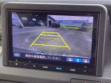 バックカメラ装着済!死角になりやすい後方もとても見やすいです☆車庫入れに自信がない方や縦列駐車が苦手な方にも、オススメ装備です!安心度もアップ!