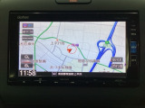 ナビゲーションはフルセグTV対応のGathers純正メモリーナビを搭載しています。Bluetoothオーディオ機能がありますので、スマートフォンなどの音楽も再生できます。