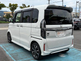 当店は、新車〜登録済未使用車、お買い得軽自動車まで、多数在庫しております♪軽自動車の事なら全て当店にお任せください!目玉車両もございますので、ぜひ一度軽ワールドへお越しくださいませ!