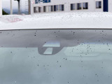 【ホンダセンシング】走行中に前方の車両等を認識し、衝突しそうな時は警報とブレーキで衝突回避と被害軽減をアシスト。より安全にドライブをお楽しみいただけます。