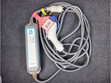 お家で普通充電用のケーブル付きです!!