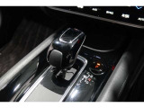 扱いやすい位置に配置されたフロアオートマチックです☆CVTを採用で滑らかでスムーズな走りが楽しめますよ♪