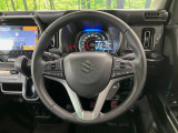 【純正革巻きステアリング】上質な革を使用することで、手にしっかり馴染みとても運転しやすいハンドルです♪