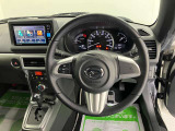 ダイハツディーラーでは「ダイハツ認定U-CAR」という基準を設け、車選びに詳しくないお客様でも「安心して選べる」をご提供しています。