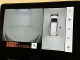【フロントカメラ】運転席に座った状態で死角になりやすいクルマの前の様子まで確認でき安全ですね♪