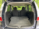 普段のお買い物や通勤、送迎等に十分な荷室スペースを確保しております。セカンドシートを倒すと、大きな荷物の積載も可能です♪