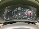 重要な情報をひと目で確認できるメーターです。運転状況を把握しやすく、安全運転をサポートします。