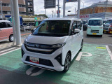 私どもはダイハツ正規ディーラー店舗となります。メーカー保証はもちろん中古車保証も全国最寄りのダイハツ正規ディーラーにてご利用いただけます(一部除く)
