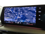 BMWカーブド・ディスプレイは、必要な情報をひと目で把握できるだけでなく、BMW iDriveの主要なインターフェイスとしてさまざまな機能の直観的な操作を可能にしています。