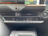 【 オートエアコン 】車内温度を感知して自動で温度調整をしてくれるのでいつでも快適な車内空間を創り上げます!//