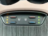 【シートヒーター&ベンチレーション】夏場は涼しい風でお尻や背中の熱やムレを防ぎ、冬はエアコンよりも早く温まってポカポカに!季節を問わず快適に過ごせます。