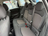 禁煙室内も綺麗・清潔に仕上げております。内装の綺麗なお車は気持ちが良いですし、コンディションのいい車が多いです。