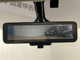 【スマートルームミラー】ルームミラー上に車体後方カメラの映像を映し出すことで車内定員、荷物状況に影響をうけません★