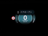 ヘッドアップディスプレイは視認性が非常に良く、運転時の視線を逸らさず様々な情報の確認が行えます。