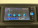 いまや必須装備「ナビゲーション」搭載!知らない場所に、スイスイッとドライブ。なんて便利な機能でしょうか?もう、これなしではハンドルを握れませんね!でも、運転中の操作は危険ですのでご注意ですね♪