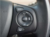 ◆アダプティブクルーズコントロール◆予め設定した車速内でクルマが自動的に加減速。前走車との適切な車間距離を維持しながら追従走行します。【LKAS】車線維持支援システムでステアリング操作を支援。