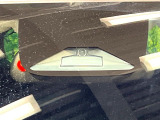 【ホンダセンシング】走行中に前方の車両等を認識し、衝突しそうな時は警報とブレーキで衝突回避と被害軽減をアシスト。より安全にドライブをお楽しみいただけます。