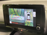 【パノラミックビューモニター】専用のカメラにより、上から見下ろしたような視点で360度クルマの周囲を確認することができます☆死角部分も確認しやすく、狭い場所での切り返しや駐車もスムーズに行えます。