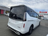 セレナ 1.4 e-4ORCE ハイウェイスターV 4WD 