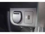 シガーソケットが付いているので、車から電源を取ることが出来ます!