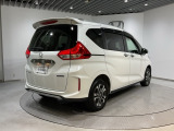 自動車保険・JAFも取り扱っております。また、お客様のご希望で保証延長(有償・一部の車種では取り扱いできません)もご準備しております。