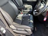 運転席シート綺麗になっております!