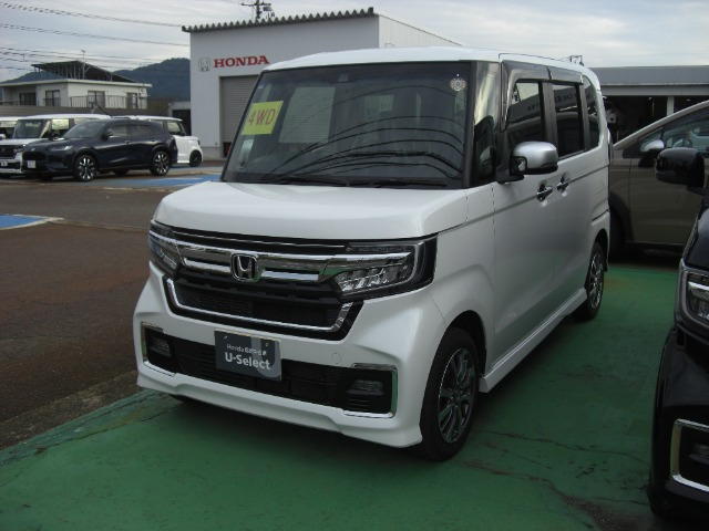 N-BOXカスタム L 4WD 