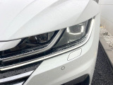●LEDヘッドライト:夜間走行時も良好な視界を確保し安心して運転できる高輝度LEDヘッドライトを装備!点灯速度が早く、消費電力も抑えられています。