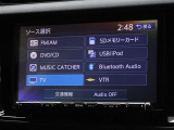 CD・DVD(再生機能)・ブルートゥース等を使用することができます。