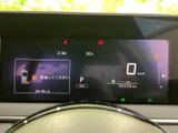 視認性の高いメーター類で、運転に必要な情報をしっかり把握できます。運転に集中できる、シンプルで分かりやすいデザインです。