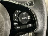 【アダプティブ・クルーズ・コントロール】予め設定した車速内でクルマが自動的に加減速。 前走車との適切な車間距離を維持しながら追従走行し、高速道路でのドライバーの疲労を軽減してくれる嬉しい機能付♪