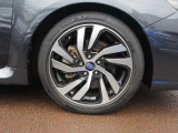 右前 18インチアルミホイール 225/45R18「*ホイールロックナットは展示用です」
