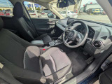 車内をご案内させて頂きます。