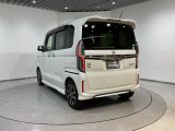 ご納車までの期間ですが、県内のお客様は2、3週間、県外のお客様は3、4週間ほどでご納車が可能となります。但し、お支払いや書類の状況によっては多少の前後もありますので、その際には何卒ご了承下さい。